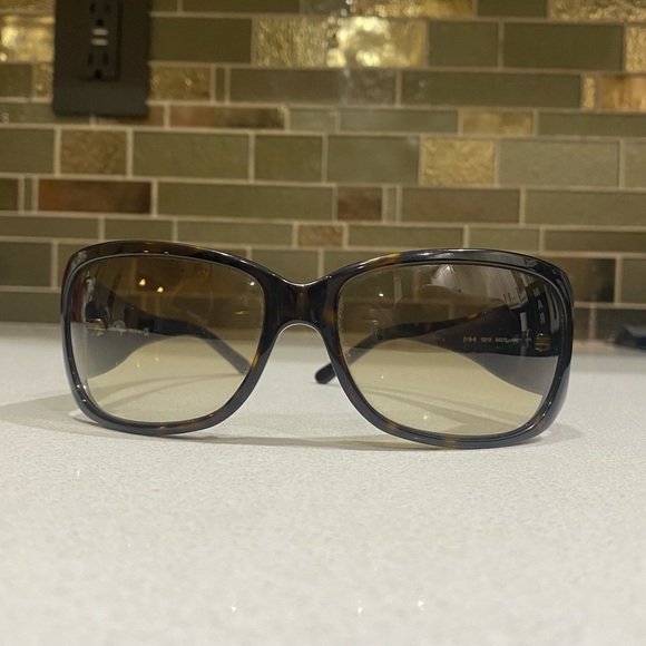 Salvatore Ferragamo Women’s Sunglasses - Picture 2 of 4